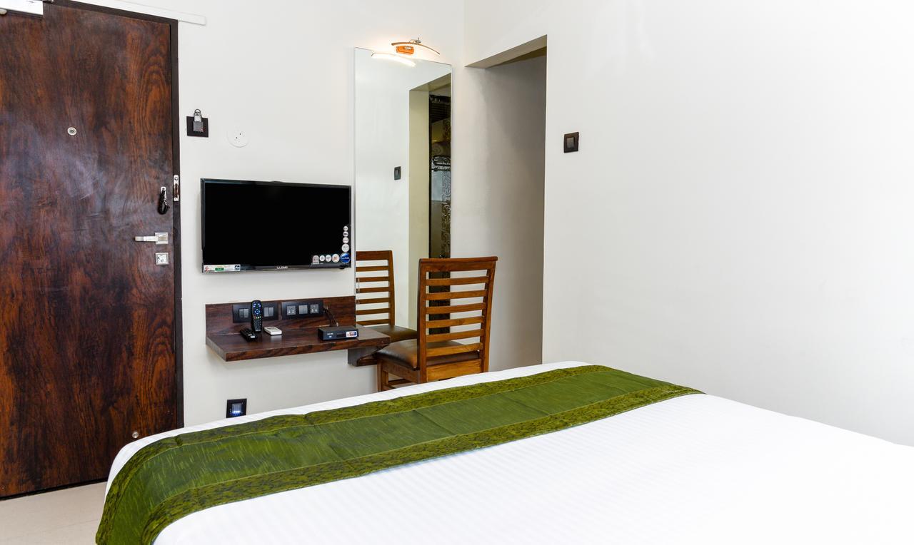 Treebo Malhaar Regency 호텔 Chinchvad 외부 사진