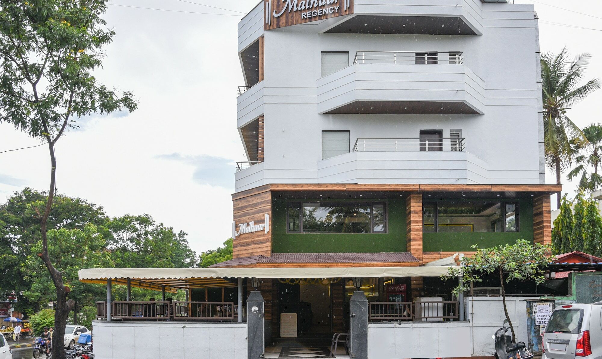 Treebo Malhaar Regency 호텔 Chinchvad 외부 사진